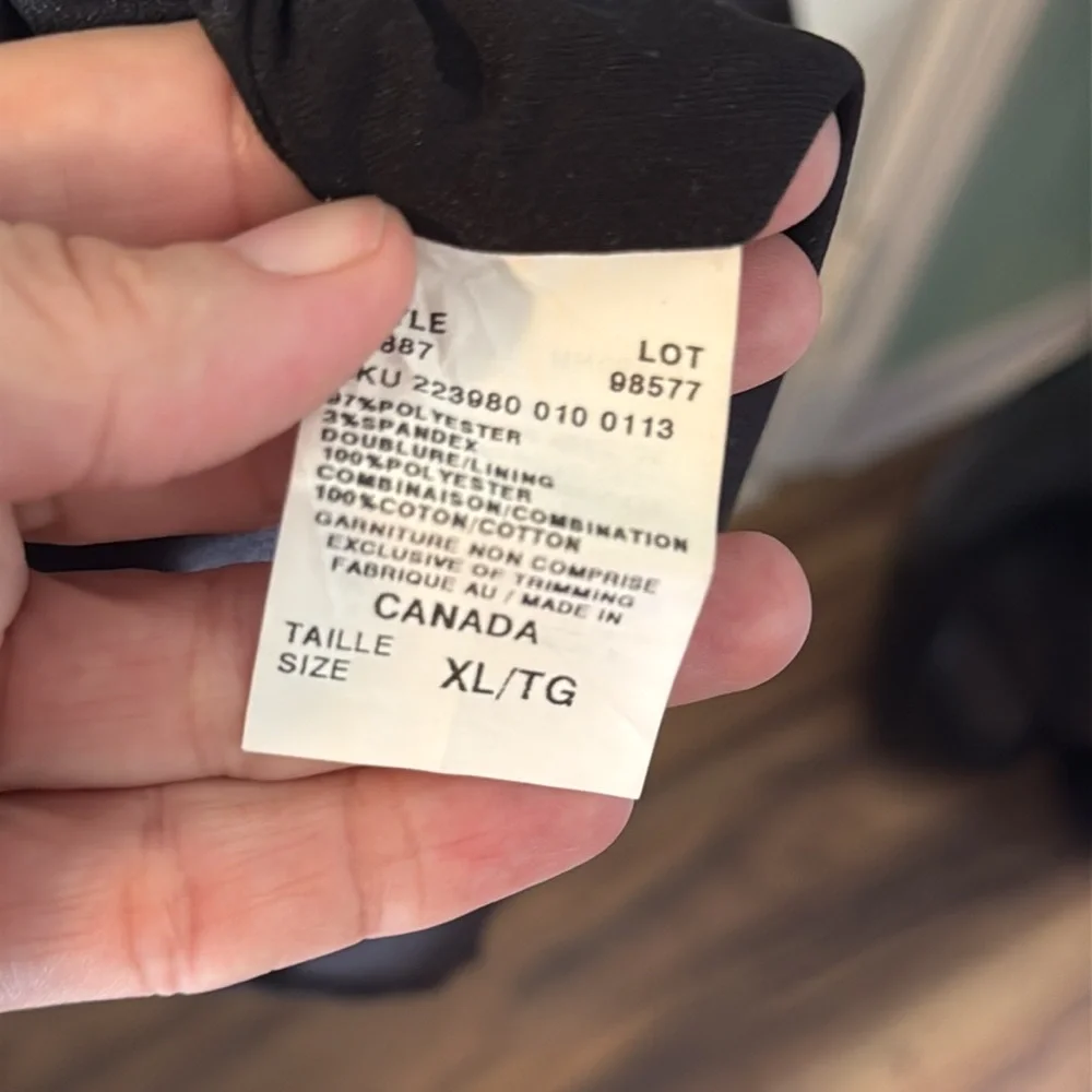 Le Chateau Black Satin Halter Dress Party Cocktails Size XL Runs Small - Picture 8 of 8